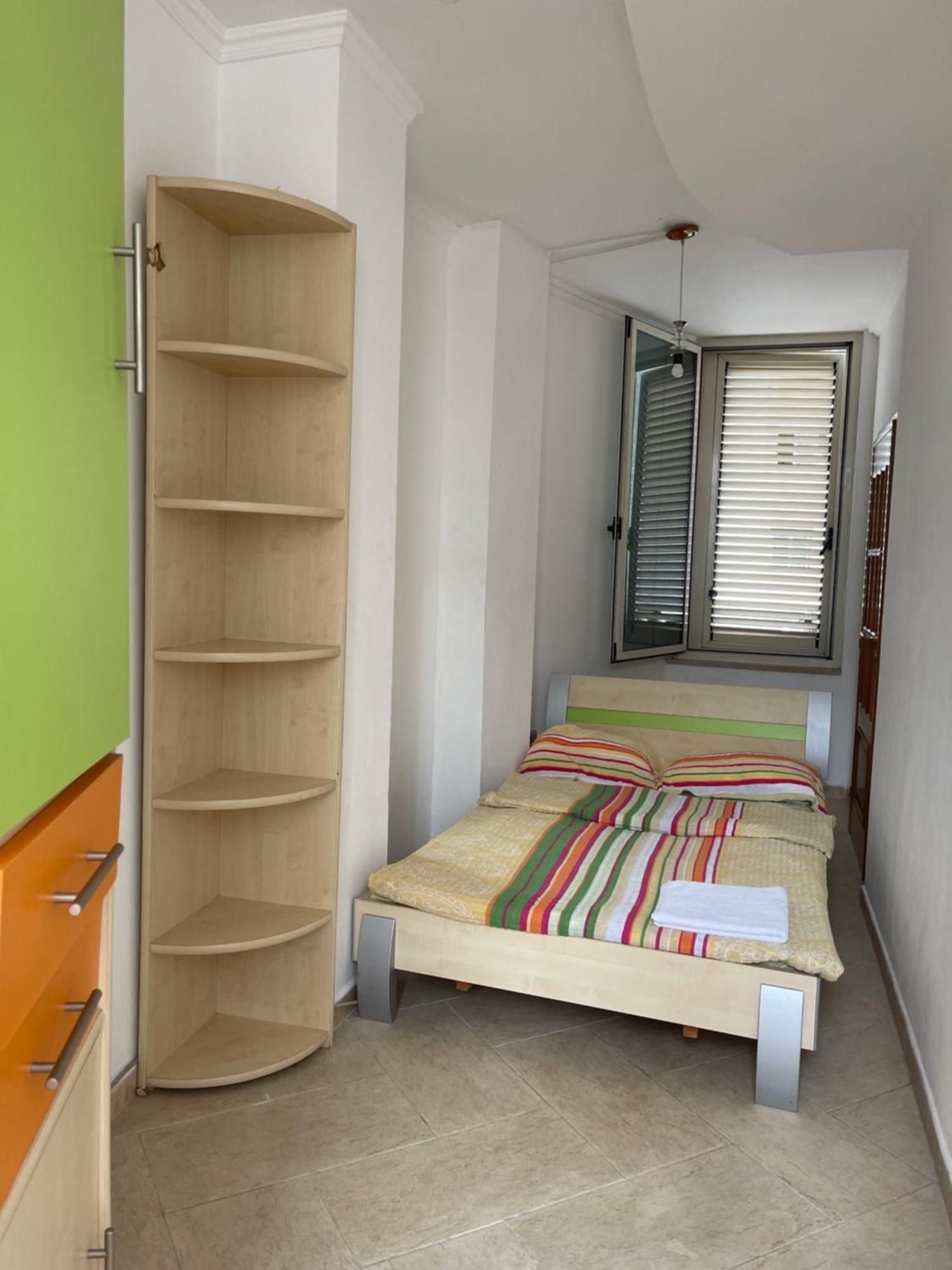 Albjona Guesthouse Tirana Habitación foto